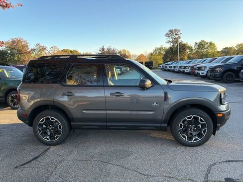 New 2025 Ford Bronco Sport Outer Banks w/ Outer Banks Tech Package+ image 2