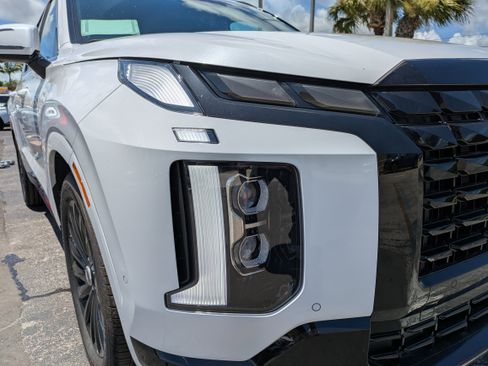 New 2025 Hyundai Palisade Calligraphy image 9