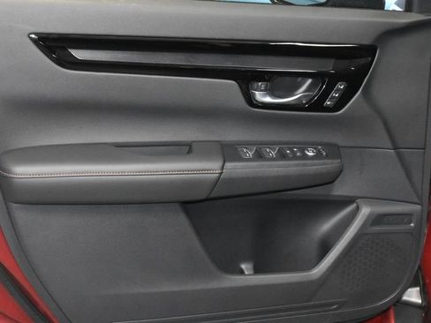Used 2024 Honda CR-V Sport Touring image 4