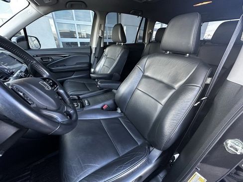 Used 2020 Honda Pilot Touring image 7