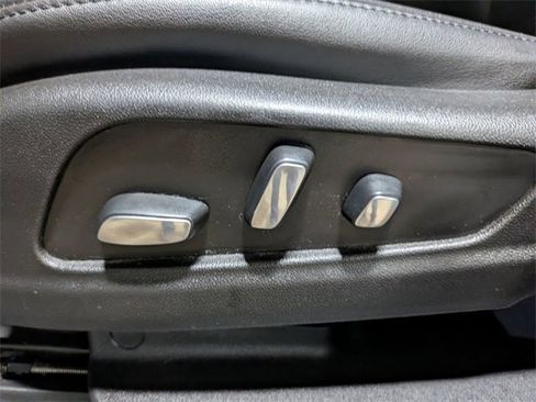 Used 2019 Cadillac XT5 Luxury image 13