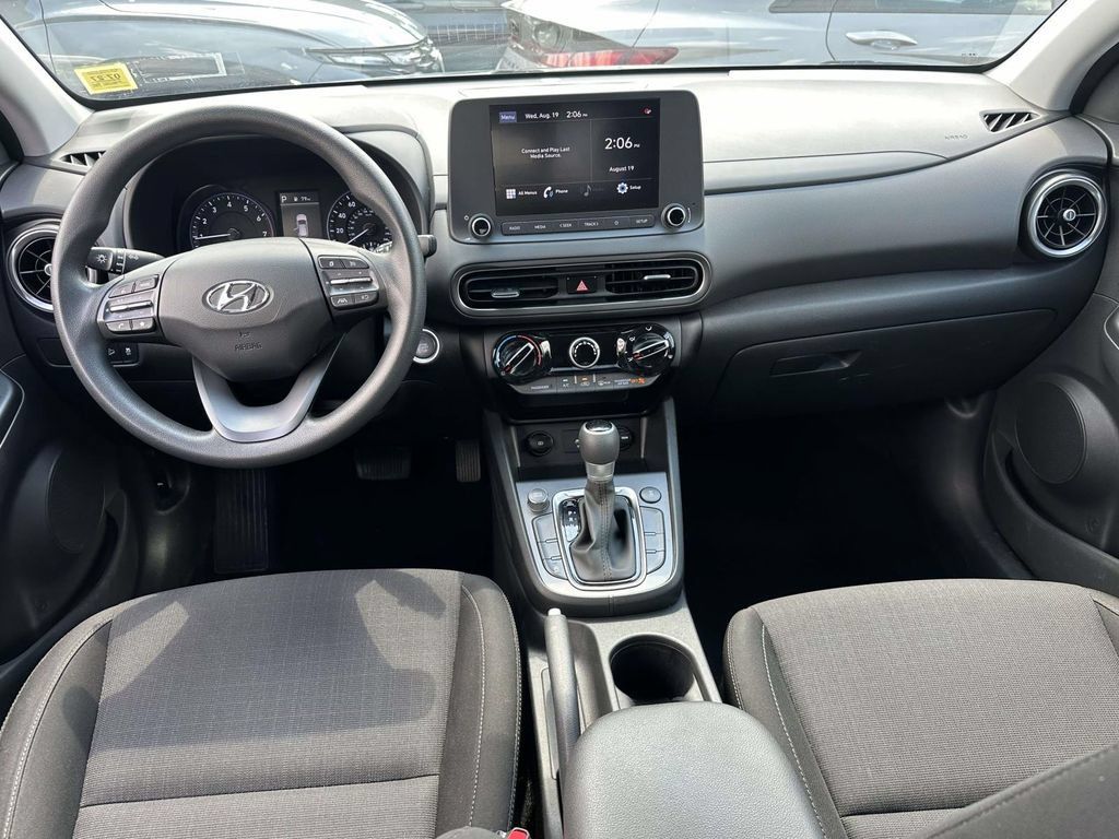 Certified 2023 Hyundai Kona SEL AWD/4WD image 14