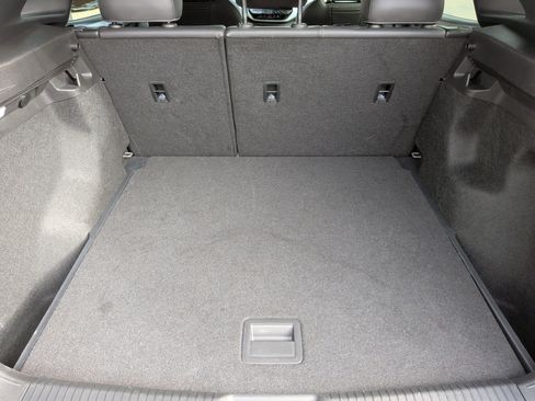 Used 2023 Volkswagen ID.4 Pro image 31