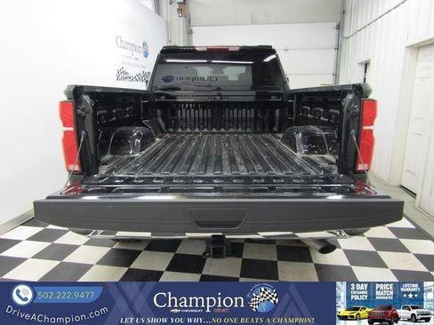 Certified 2025 Chevrolet Silverado 2500 LTZ AWD/4WD image 18