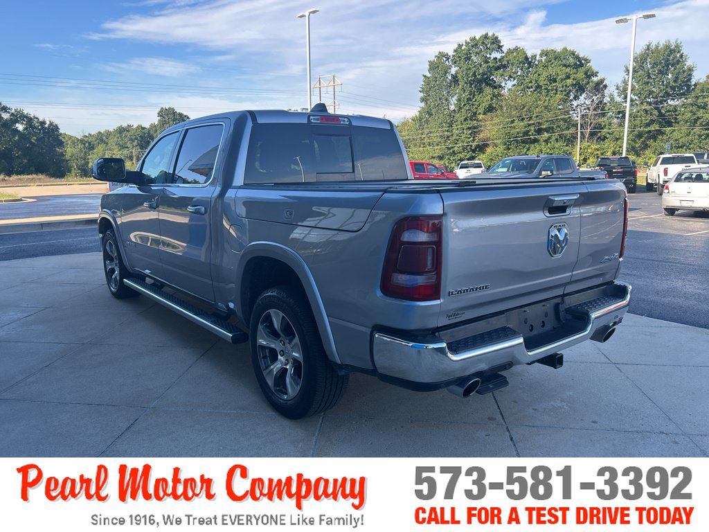 Used 2022 RAM 1500 Laramie AWD/4WD image 7
