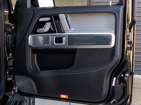 Used 2025 Mercedes-Benz G 580 w/ EQ Technology image 39