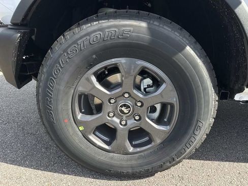 New 2026 Ford Bronco Big Bend image 9