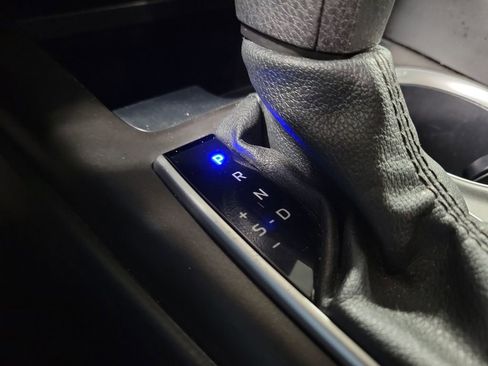 Used 2022 Toyota Camry LE FWD image 16