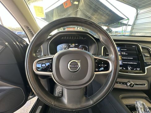 Used 2021 Volvo XC90 T8 Inscription w/ Advanced Package image 11