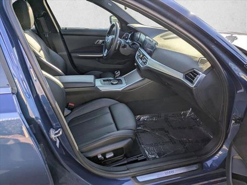Used 2022 BMW 330i Sedan w/ Convenience Package image 22