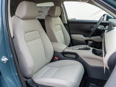 New 2027 Honda HR-V LX image 16