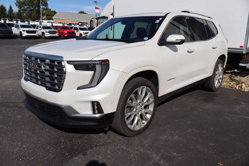 Used 2024 GMC Acadia Denali w/ Super Cruise Package AWD/4WD image 2