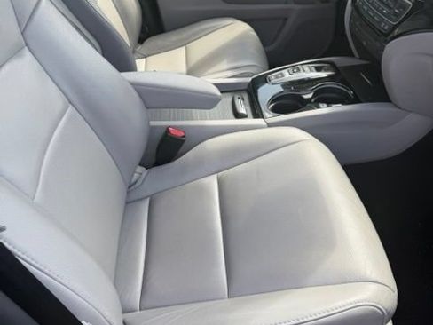 Used 2019 Honda Pilot Touring image 13