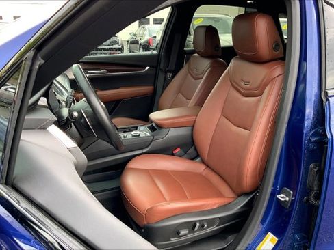 Used 2023 Cadillac XT5 Sportv w/ Technology Package AWD/4WD image 24