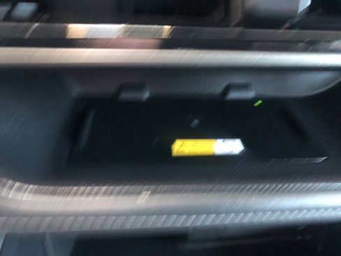 Certified 2024 Toyota Highlander XLE image 22