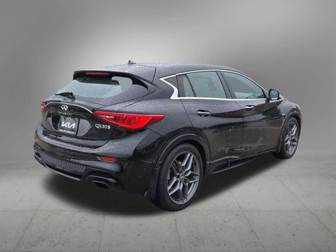 Used 2017 INFINITI QX30 Sport w/ Sport Leather Package FWD image 6