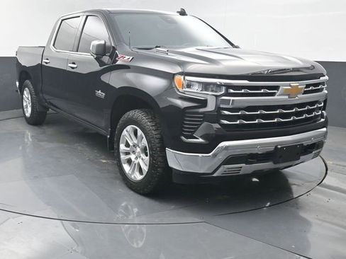 Used 2023 Chevrolet Silverado 1500 LTZ w/ LTZ Premium Texas Edition AWD/4WD image 3