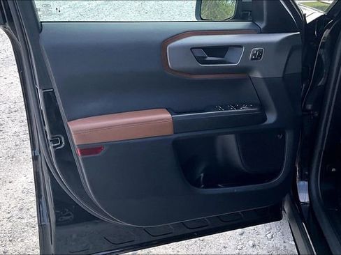 Used 2025 Ford Bronco Sport Outer Banks w/ Outer Banks Tech Package+ AWD/4WD image 23