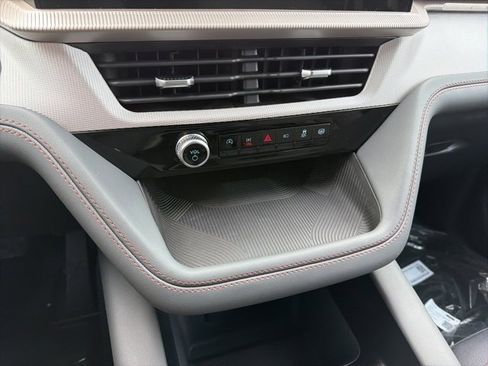 New 2026 Ford Explorer Active image 16