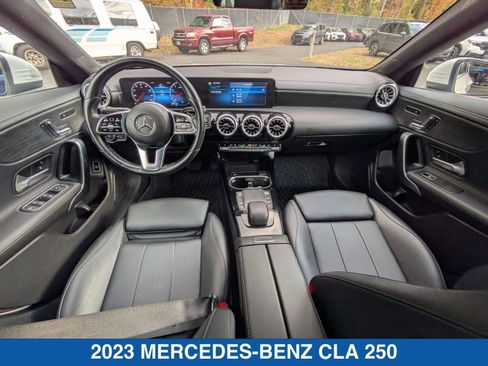 Used 2023 Mercedes-Benz CLA 250 4MATIC image 32