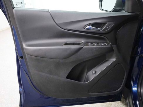 Used 2022 Chevrolet Equinox LT image 16