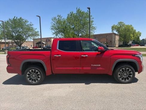 Used 2023 Toyota Tundra Limited AWD/4WD image 11