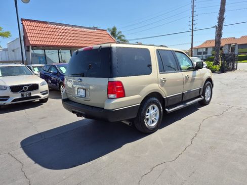 Used 2004 Ford Expedition XLT RWD image 6