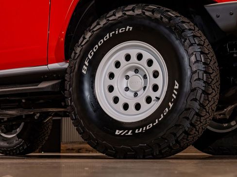 Used 2025 Ford Bronco Stroppe Edition image 15