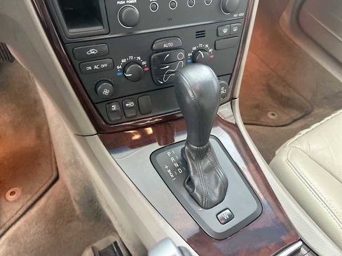 Used 2009 Volvo S60 2.5T image 21