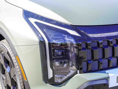 New 2026 Kia Sportage X-Line image 11