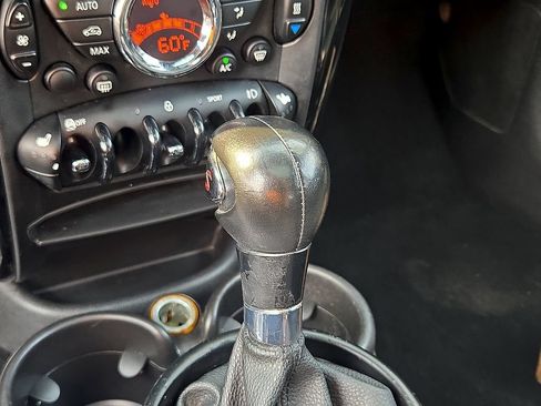 Used 2016 MINI Cooper Countryman S AWD/4WD image 16