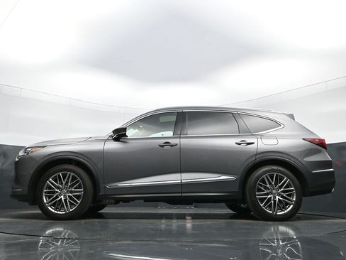 Used 2024 Acura MDX SH-AWD w/ Advance Package image 25