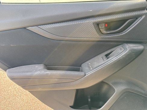 Used 2017 Subaru Impreza 2.0i image 12