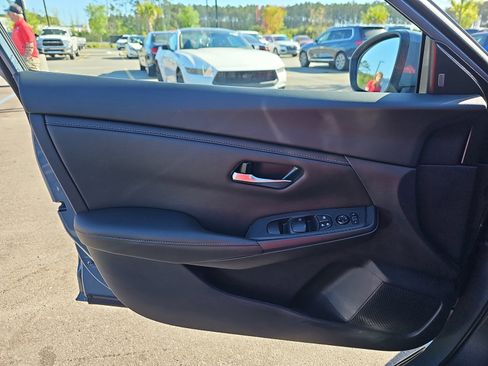 Used 2025 Nissan Sentra SV w/ All-Weather Package image 27