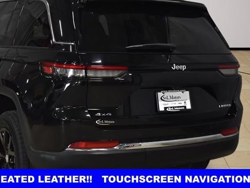 Used 2023 Jeep Grand Cherokee Limited AWD/4WD image 30