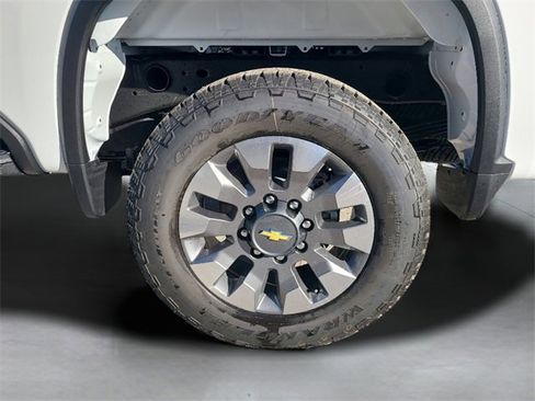 New 2026 Chevrolet Silverado 2500 Custom w/ Custom Value Package image 11