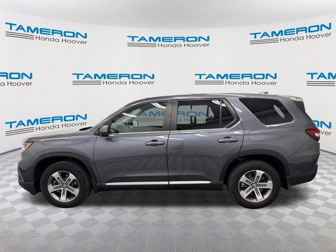 Used 2023 Honda Pilot EX-L image 2