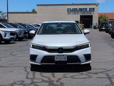 Used 2024 Honda Civic EX image 3