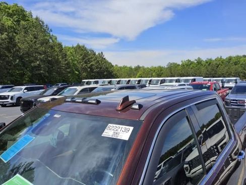 Used 2024 GMC Sierra 2500 Denali Ultimate w/ Max Trailering Package AWD/4WD image 2