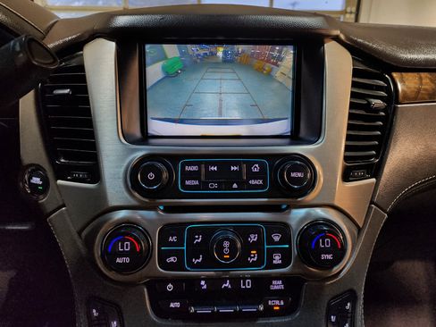 Used 2020 GMC Yukon XL Denali w/ Denali Ultimate Package image 40