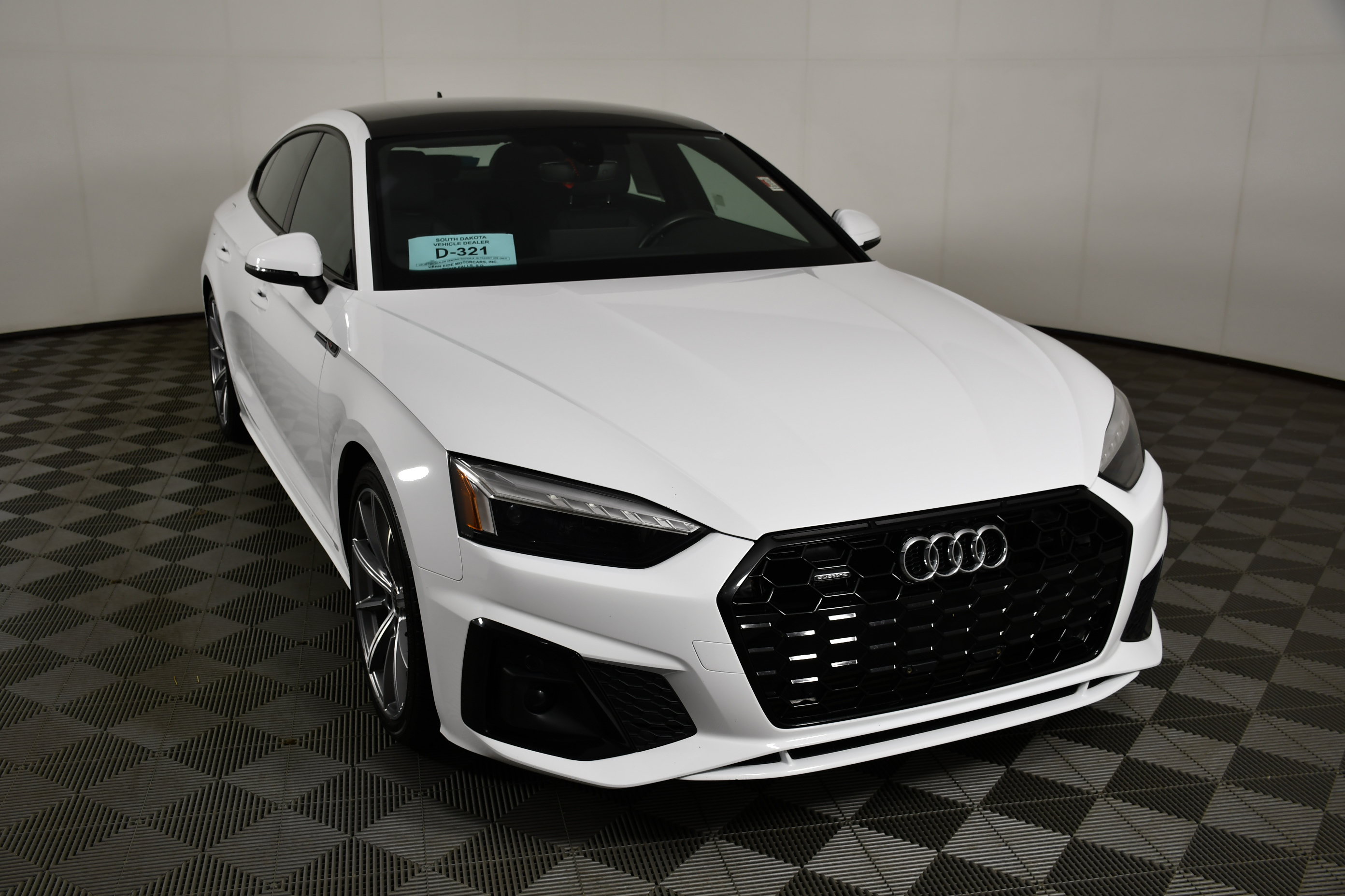 Used 2025 Audi A5 2.0T Premium AWD/4WD image 3