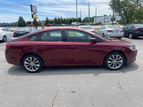 Used 2015 Chrysler 200 S w/ Comfort Group FWD image 4