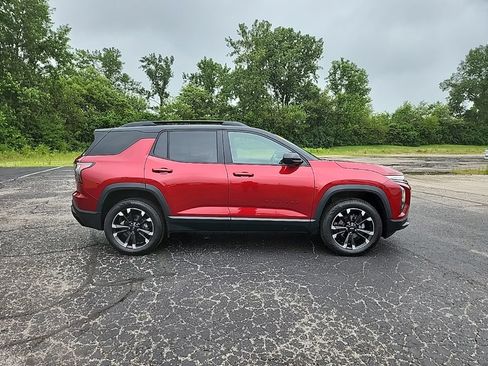 Used 2026 Chevrolet Equinox RS AWD/4WD image 4