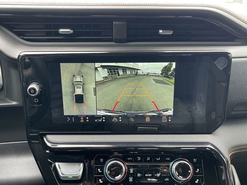 New 2026 GMC Sierra 1500 AT4 w/ AT4 Premium Package AWD/4WD image 15