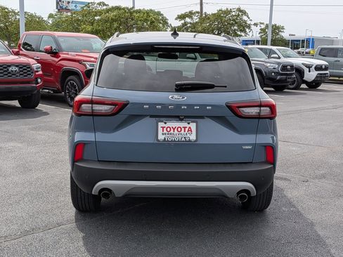 Used 2025 Ford Escape SE w/ PHEV Premium Package FWD image 7