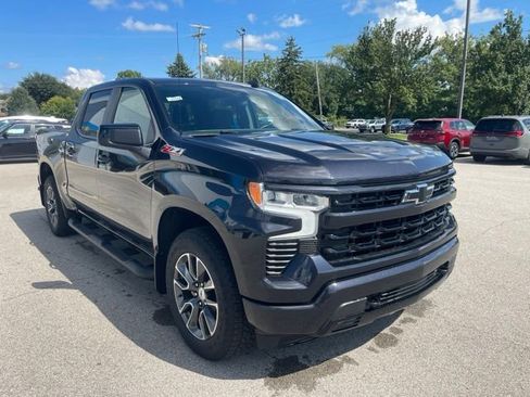 Used 2023 Chevrolet Silverado 1500 RST AWD/4WD image 13