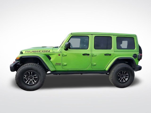 Used 2025 Jeep Wrangler Unlimited Rubicon AWD/4WD image 2