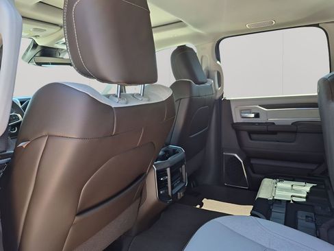 New 2026 RAM 2500 Laramie w/ Towing Technology Group image 18