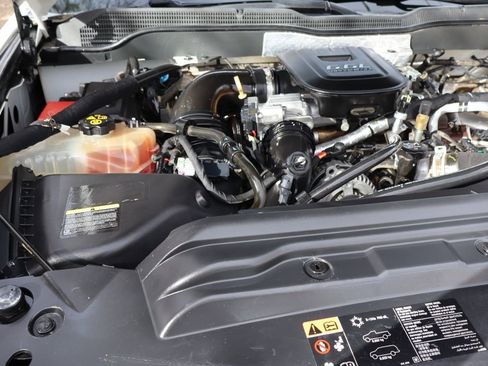 Used 2016 Chevrolet Silverado 2500 W/T image 36