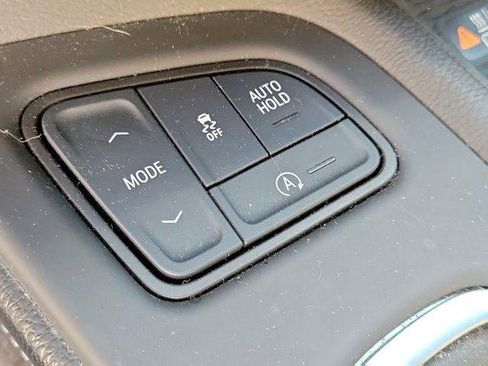 Certified 2023 Cadillac CT5 Luxury w/ Sun And Sound Package image 7